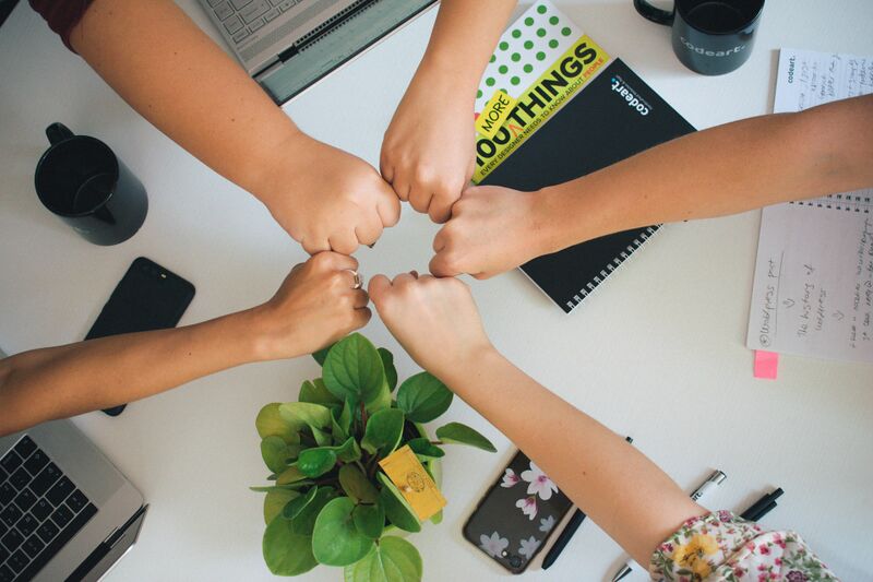File:Teamwork Antonio Janeski.jpg